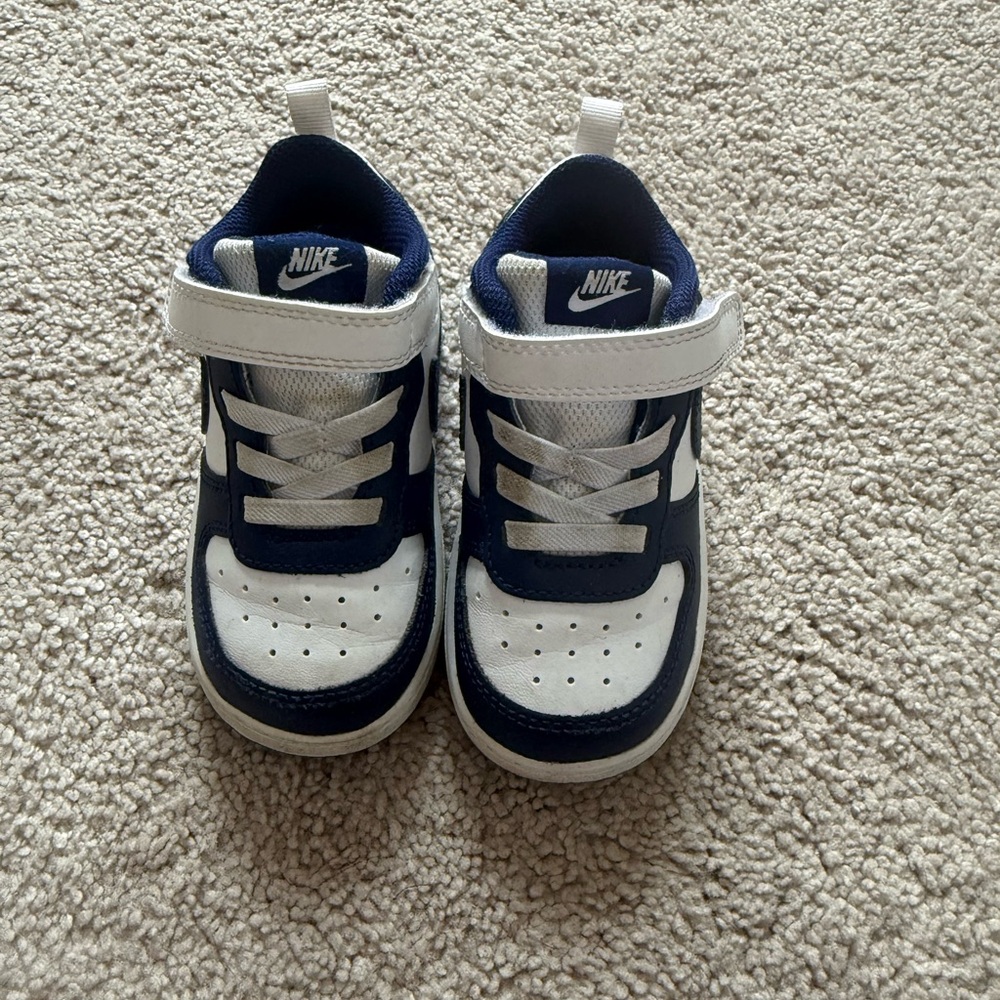 toddler nikes